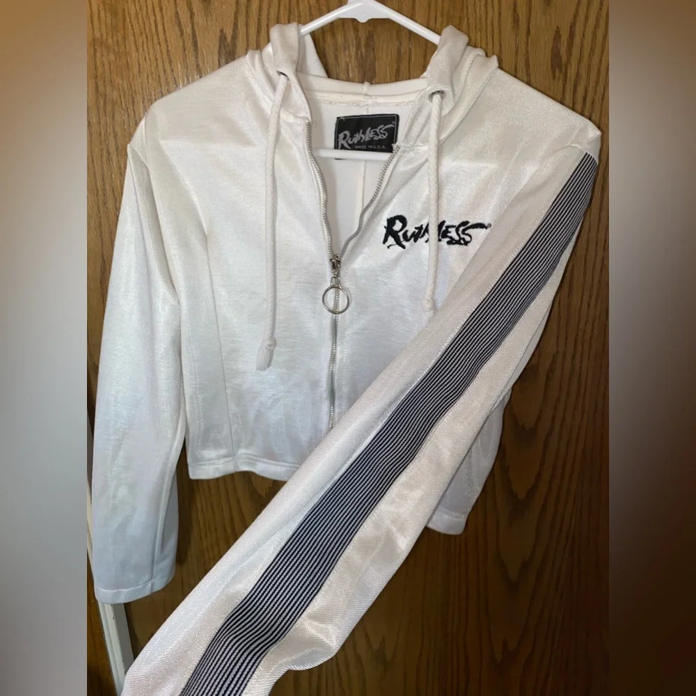 ‼️Cropped “Ruthless” Jacket‼️ - Picture 5 of 6